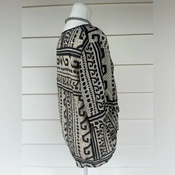 Pfeiffer Top - Picture 3 of 5